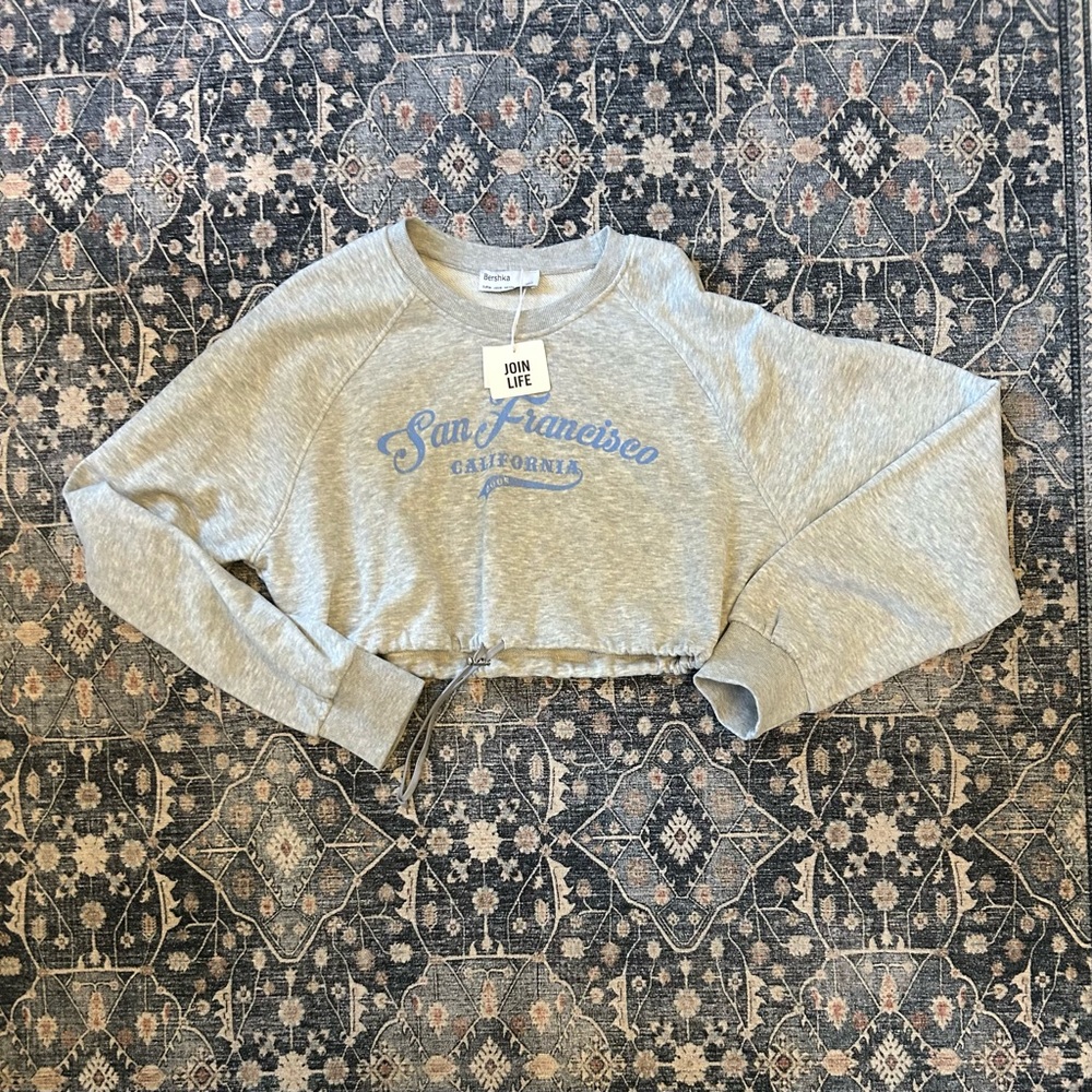 Bershka San Francisco Cropped Sweatshirt - Medium NEW!